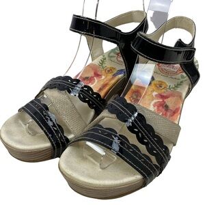 BRAKO Black Patent Leather Sandals Size EU37